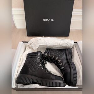 Chanel quilted Combat Boots 21B
